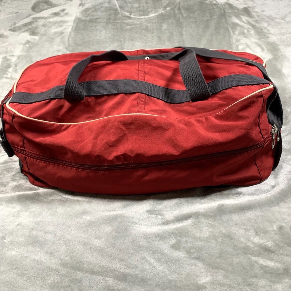 Vintage Nike Duffle Bag Adjustable Strap Gym Swoosh Embroidered 90s Travel Y2K - Picture 5 of 14